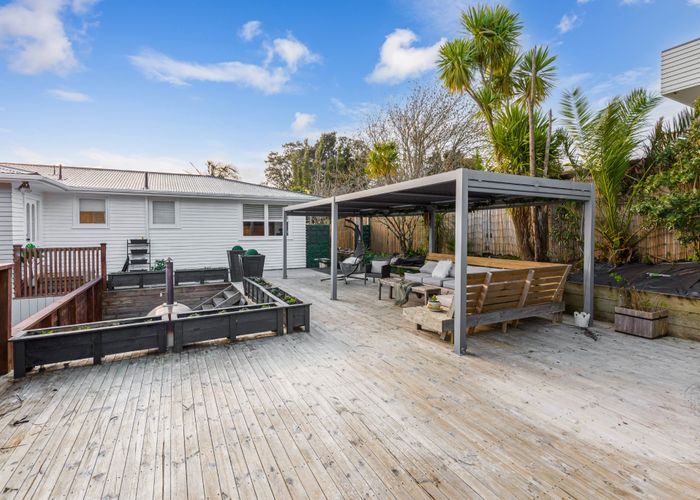  at 3 Springhill Lane, Sunnyvale, Auckland