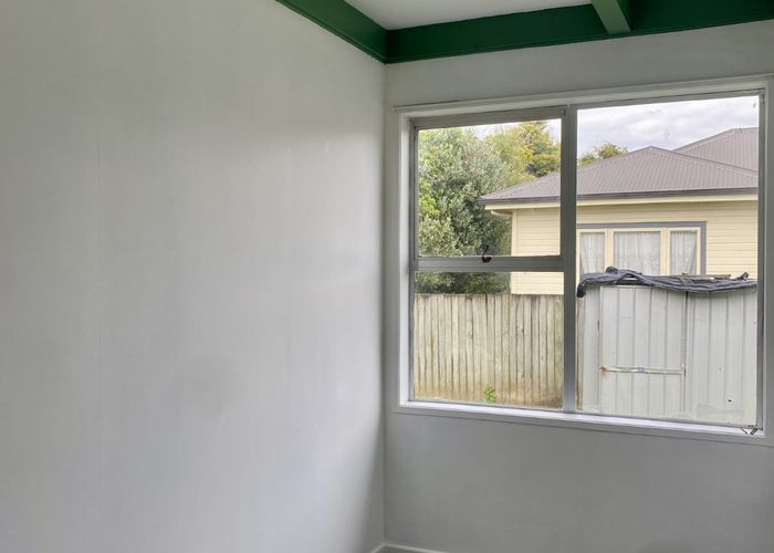  at 219b Fox Street, Hamilton East, Hamilton, Waikato