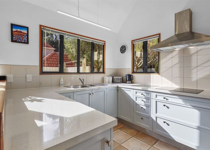  at 5 Virginia Lane, Mount Pleasant, Christchurch