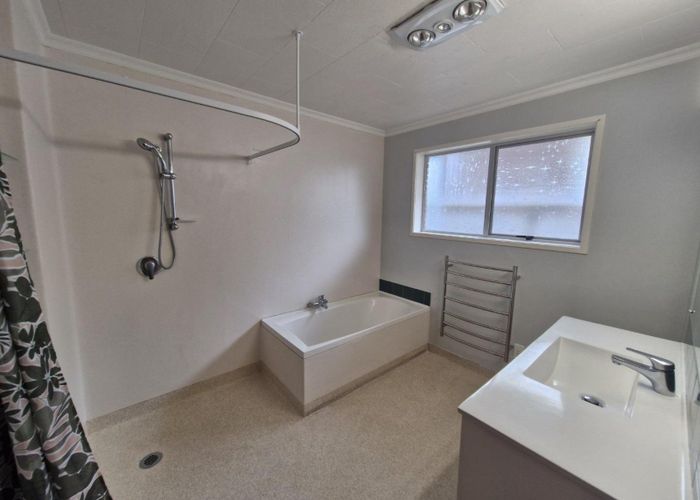  at 31 Truby King Street, Merrilands, New Plymouth, Taranaki