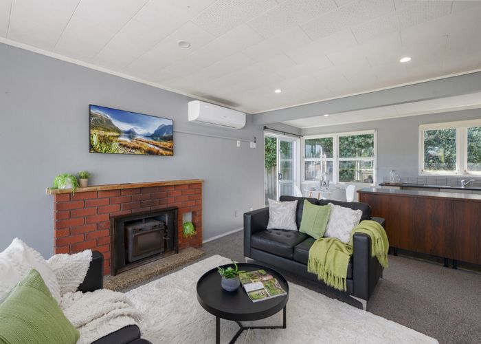  at 2 Adam Place, Mangakakahi, Rotorua