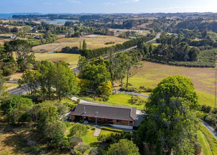  at 115 Sandstone Road, Manurewa