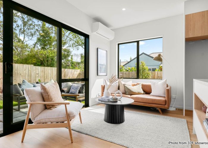  at 37B Corunna Road, Milford, North Shore City, Auckland