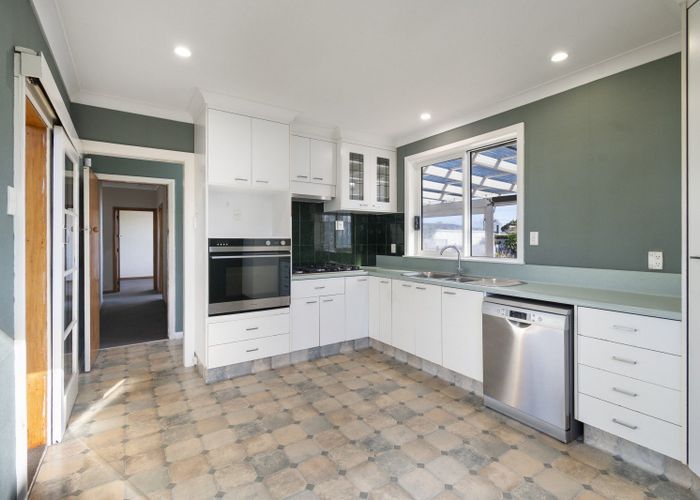  at 18 Leeds Street, Milson, Palmerston North