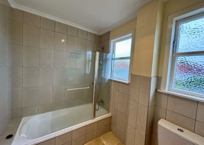  at 8A  Fletcher Street, Wesley, Auckland City, Auckland