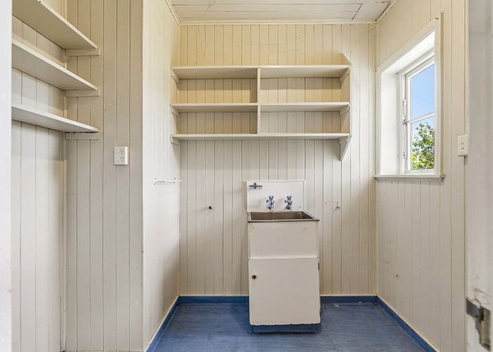  at 5 Plunket Terrace, Hamilton East, Hamilton, Waikato