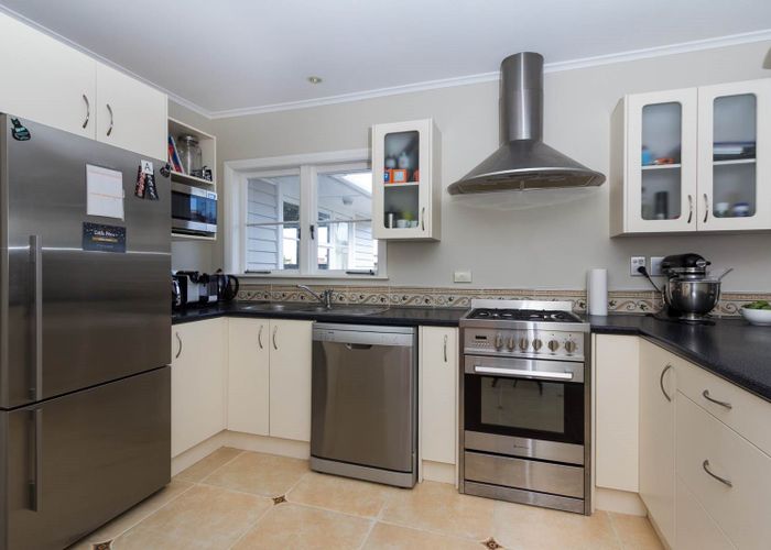  at 83 Goodall Street, Hillsborough, Auckland