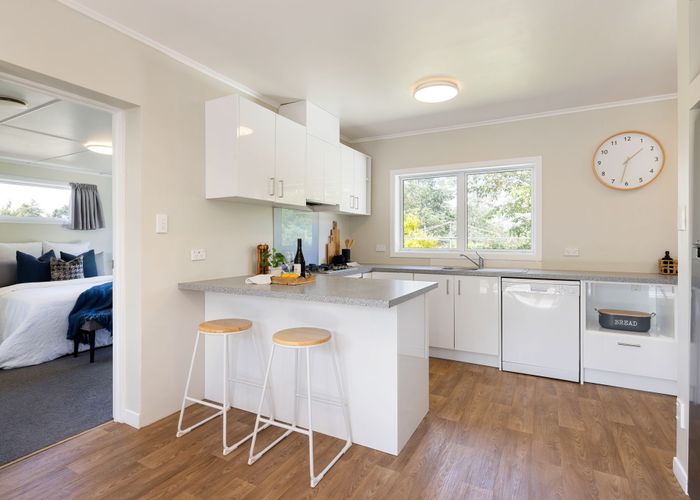  at 19 Mabian Crescent, Deanwell, Hamilton