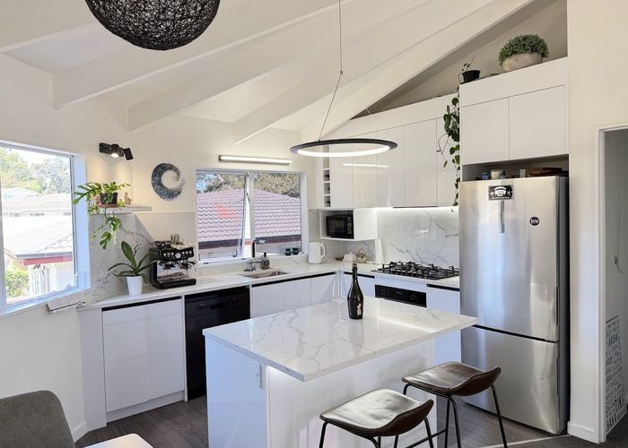  at 2 Hanui Place, Massey, Waitakere City, Auckland