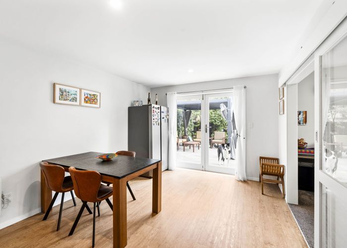  at 2/385 Withells Road, Avonhead, Christchurch City, Canterbury