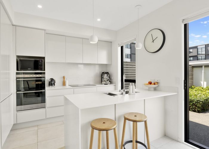  at 22 Kimiora Street, Three Kings, Auckland City, Auckland
