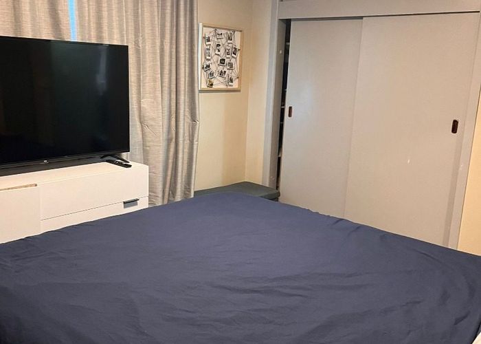  at 7 Seaview Rd, Glenfield, North Shore City, Auckland