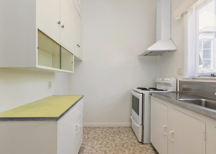  at 123 Mount Albert Road, Mount Albert, Auckland