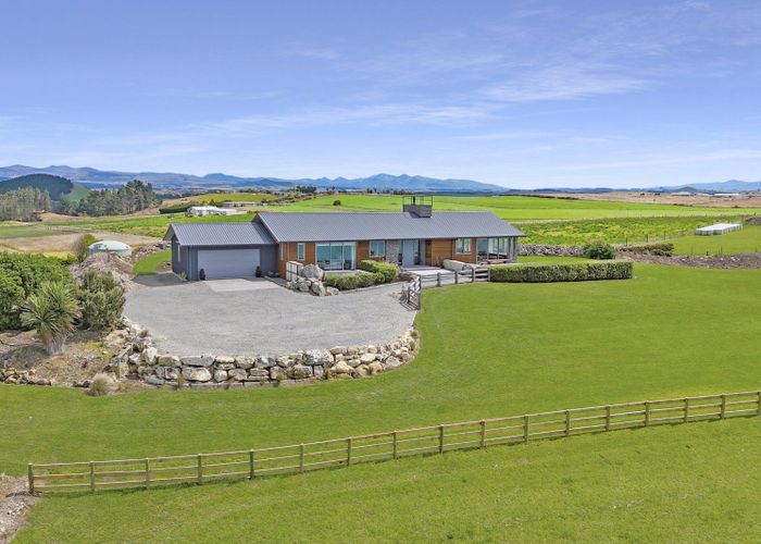  at 876A Beach Road, Kakanui, Waitaki, Otago