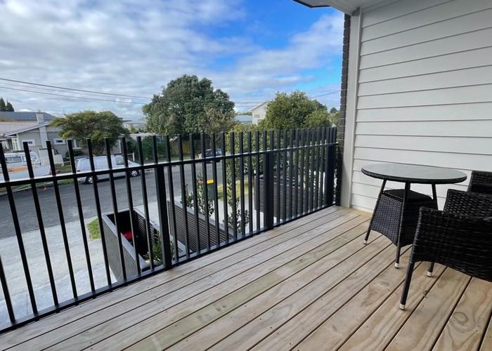  at 3/6 Studholme Street, Point Chevalier, Auckland City, Auckland