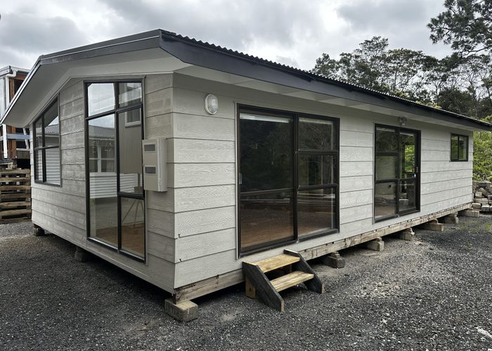  at 363 Westcoast road, Glen Eden, Waitakere City, Auckland