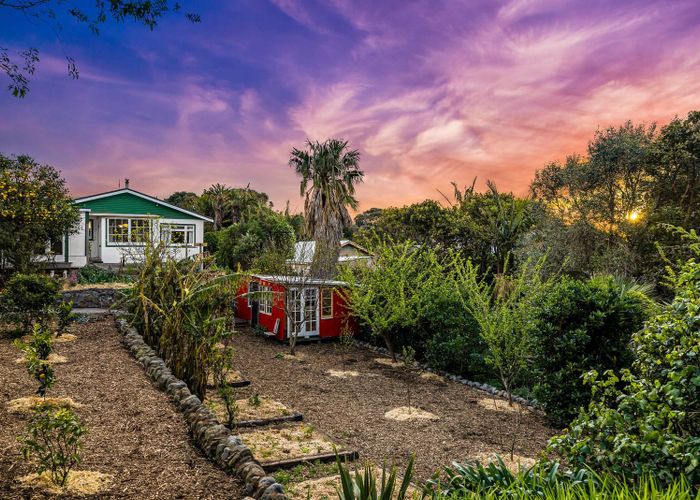  at 31 Ocean Road, Paekakariki