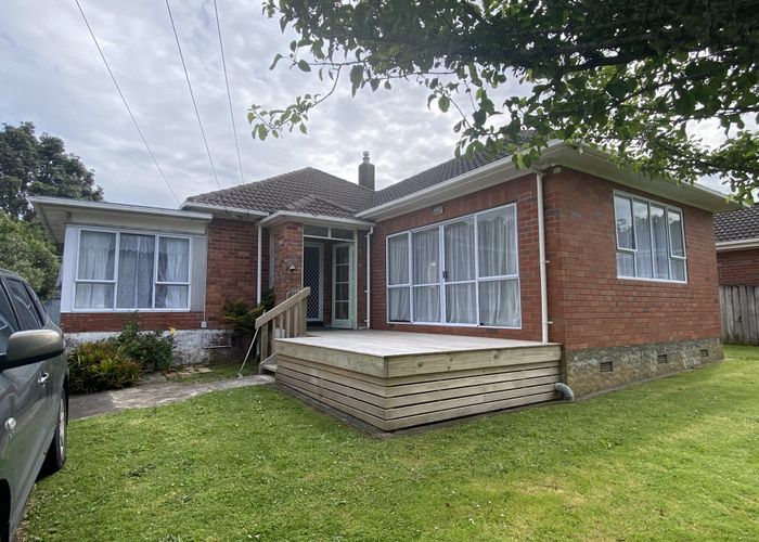  at 13 Fearon Avenue, Mount Roskill, Auckland