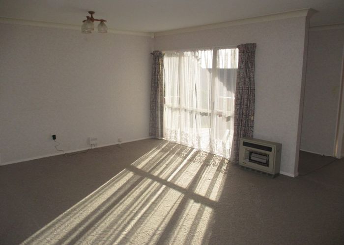  at 17 Prospect Place, Western Heights, Hamilton