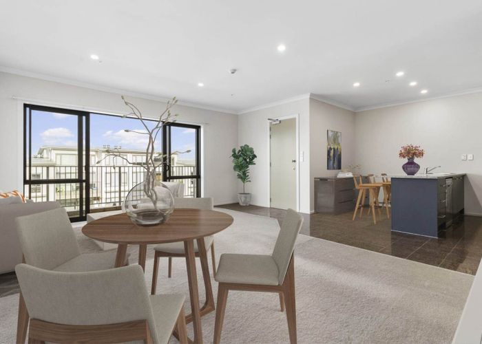  at 32c/132 Stancombe Road, Flat Bush, Manukau City, Auckland