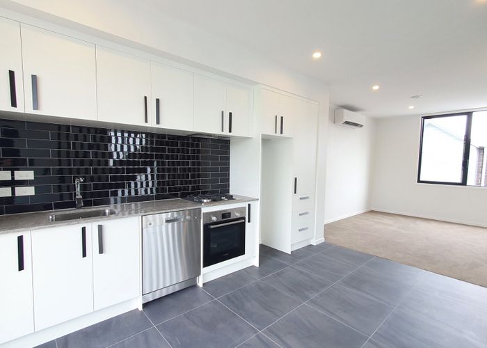  at 2A/3 Walsall Street, Avondale, Auckland City, Auckland