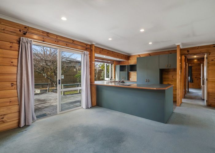  at 1/14 Tamatea Road, Taupo
