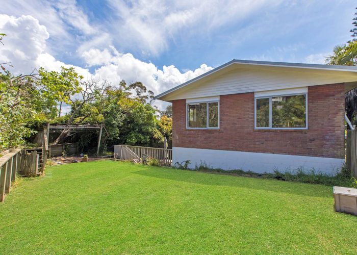  at 90 Stredwick Drive, Torbay, Auckland