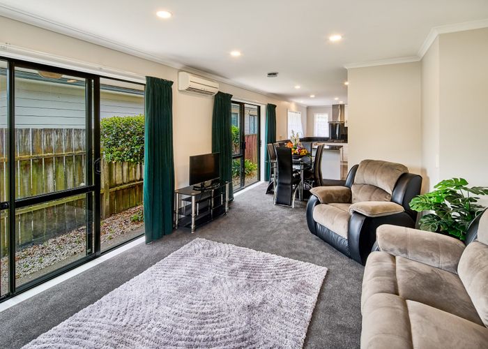  at 9B Hinau Street, Tawa, Wellington, Wellington