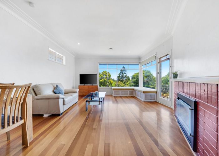  at 11 Eastglen Road, Glen Eden, Waitakere City, Auckland