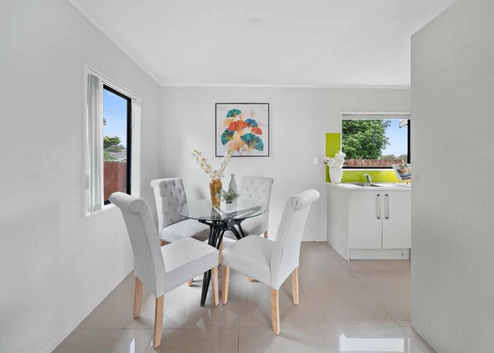  at 100A Shifnal Drive, Randwick Park, Manukau City, Auckland