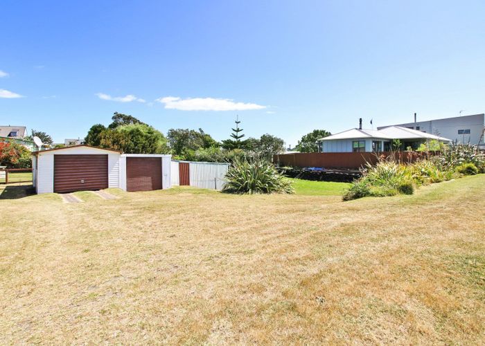  at 12 Roore Street, Foxton Beach, Foxton