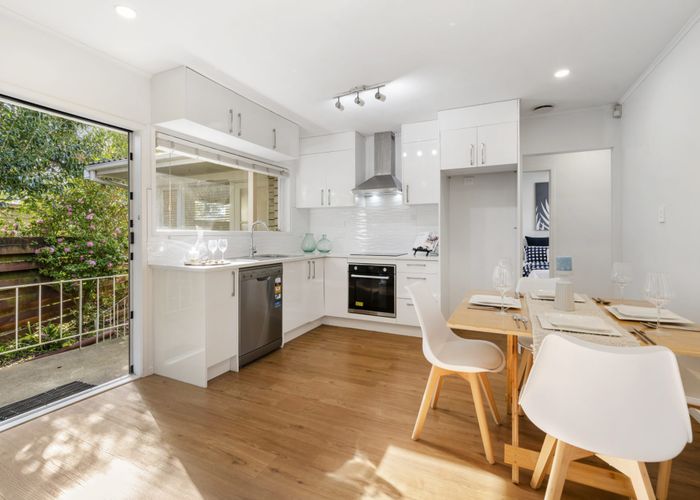  at 1/27 Ellerton Road, Mount Eden, Auckland City, Auckland