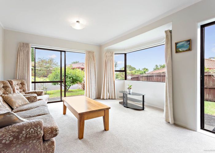  at 2/54 Nikau St, New Lynn, Waitakere City, Auckland