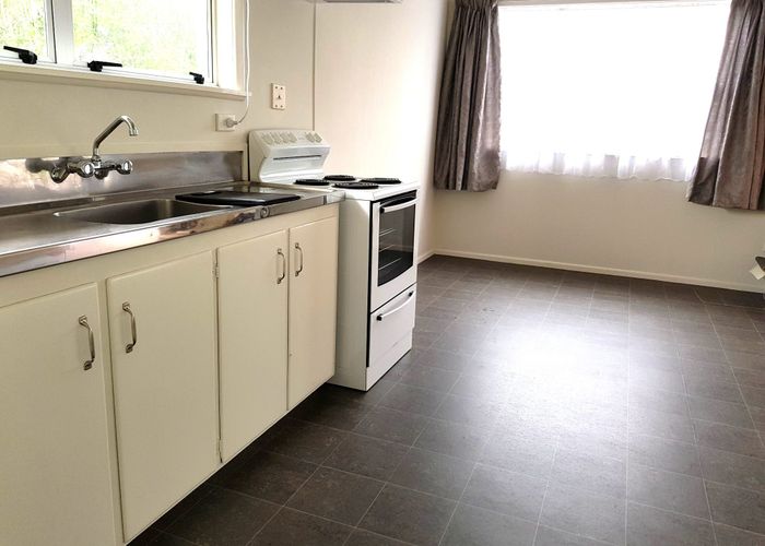  at 18 Normandy Place, Henderson, Waitakere City, Auckland