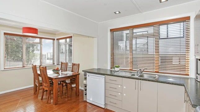  at 17 Court Crescent, Panmure, Auckland City, Auckland
