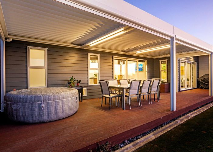  at 53 Endeavour Drive, Whitby, Porirua, Wellington