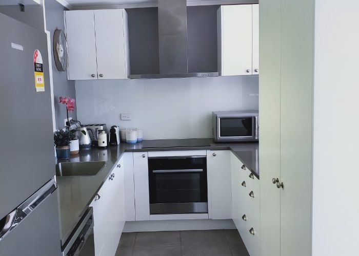  at 76 Wyndham Road, Pinehaven, Upper Hutt, Wellington