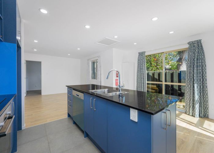  at 33B Cockayne Crescent, Sunnynook, Auckland