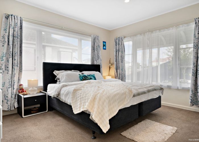  at 1516 Dominion Road Extension, Mount Roskill, Auckland City, Auckland