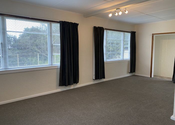  at 44 Bluegum Road, Paraparaumu Beach, Kapiti Coast, Wellington