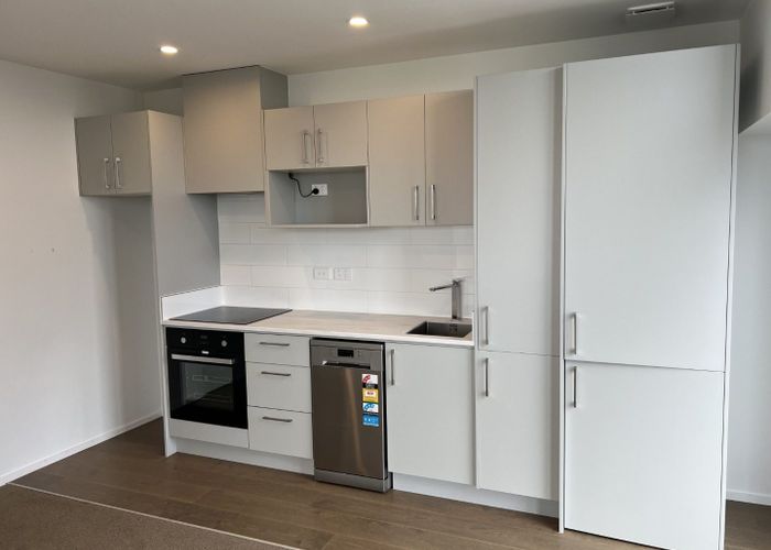  at 305A/770  Great South Rd, Wiri, Manukau City, Auckland