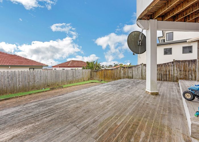  at 8 Sesame Grove, Goodwood Heights, Manukau City, Auckland
