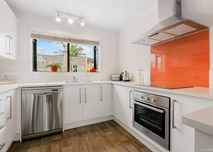  at 3 Westpark Drive, West Harbour, Auckland