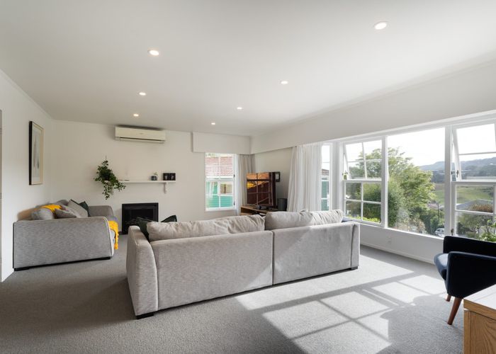  at 14 Dormar Place, Churton Park, Wellington
