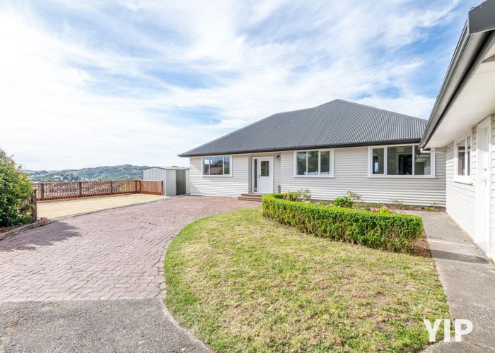  at 9 Paparangi Crescent, Paparangi, Wellington, Wellington