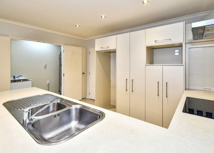  at 39 The Track, Takanini, Papakura, Auckland