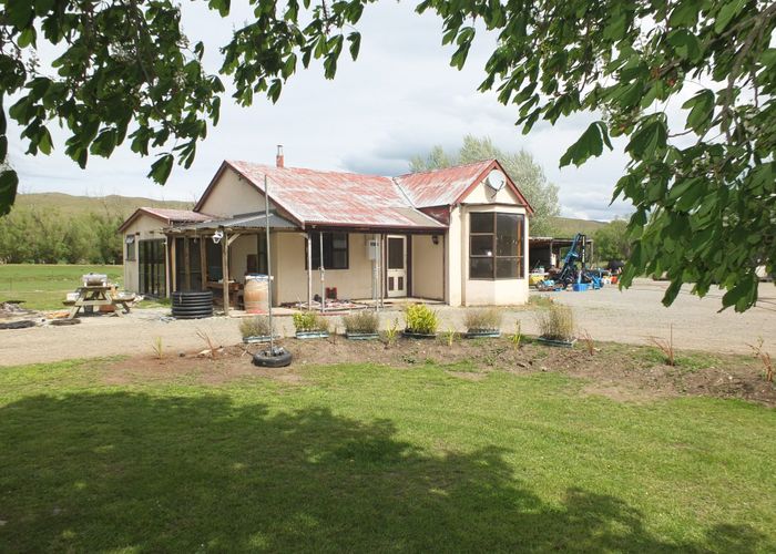  at 812 Hakataramea Valley Road, Kurow, Waitaki, Otago