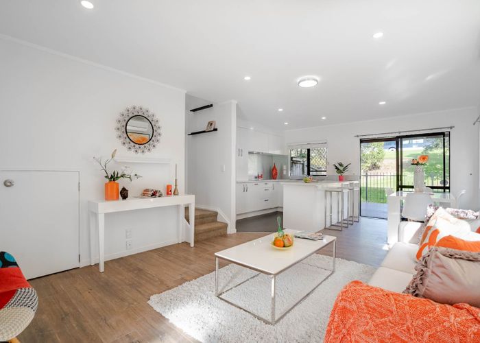  at 24/8 Margan Avenue, New Lynn, Auckland