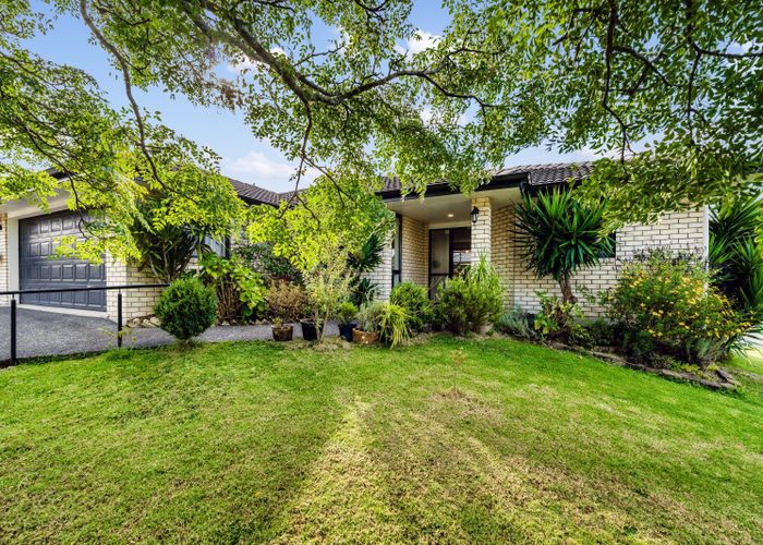  at 17 Ruze Vida Drive, Massey, Auckland