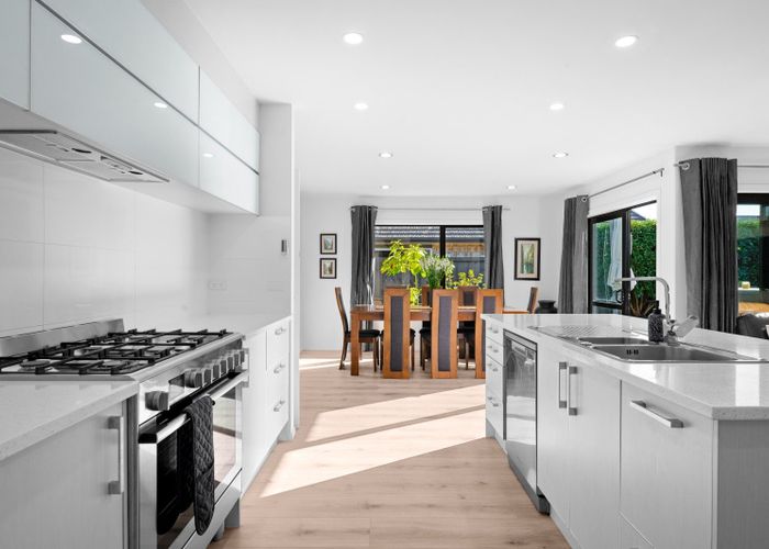  at 10 Kentwood Place, Flagstaff, Hamilton, Waikato